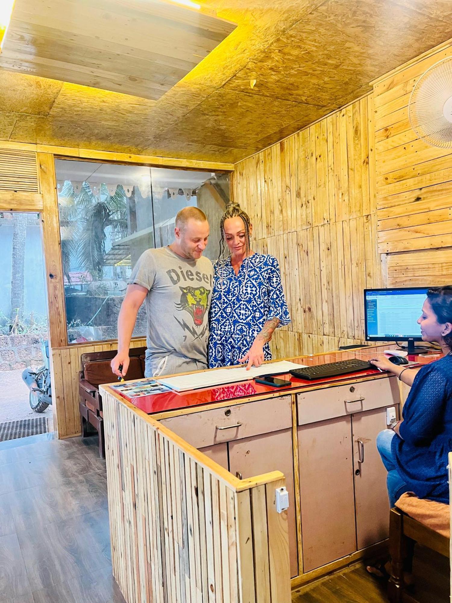 Hotel Pleasure Inn Near Turtle Beach Morjim Manage By Ld Group Of Hospitality Kültér fotó