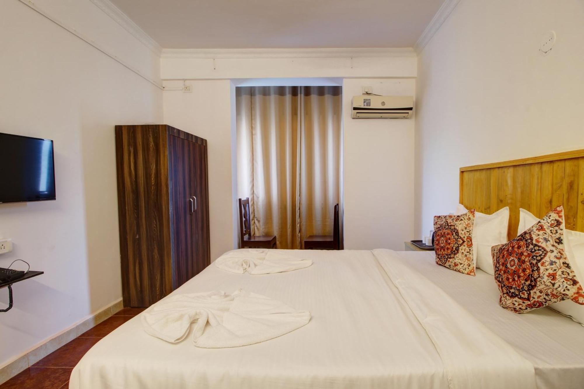 Hotel Pleasure Inn Near Turtle Beach Morjim Manage By Ld Group Of Hospitality Kültér fotó